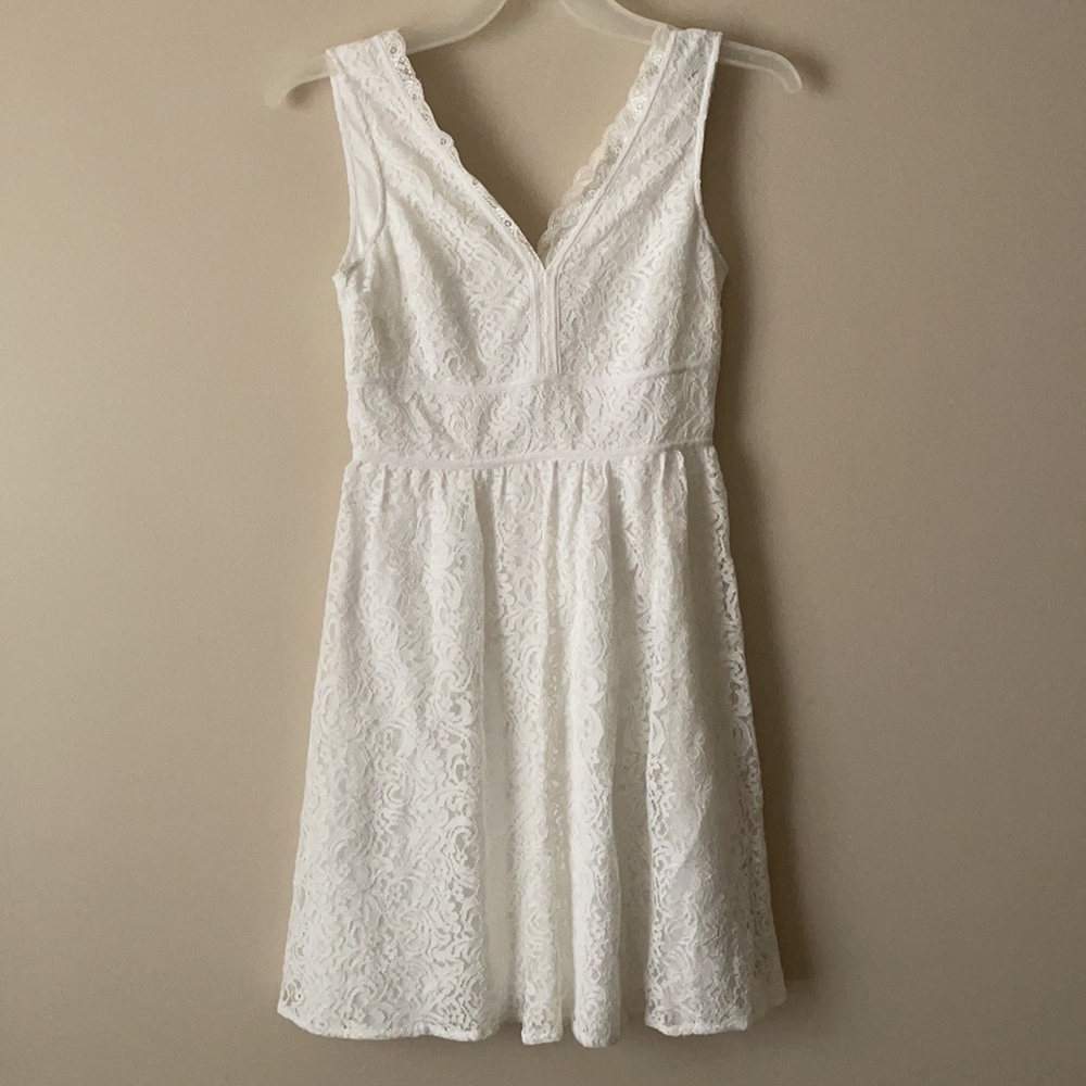 White lace dress